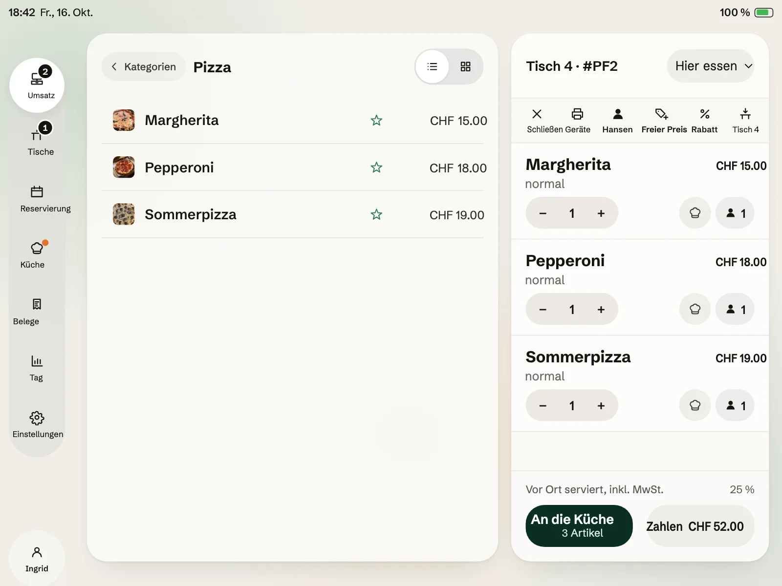 Die Kasse auf dem iPad: drei Pizzen für Tisch 4 auf der Rechnung und der Button, der sie an die Küche schickt.